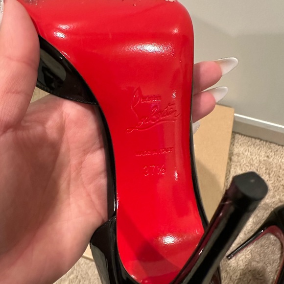 Christian Louboutin Iriza 100 Patent Black size 37.5, fits like 7.5 US - Picture 6 of 7